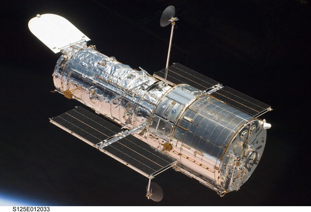 Hubble released by the STS-125 crew. May 2009 (NASA)